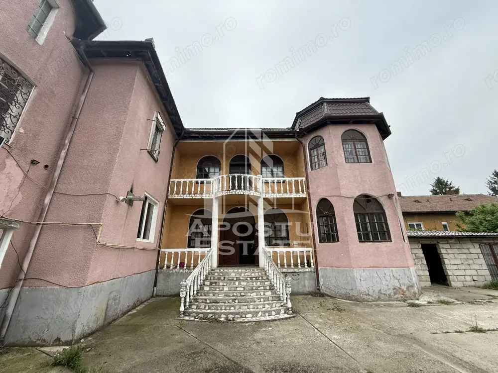 Casa individuala, teren 694mp, toate utilitatile, zona Balcescu