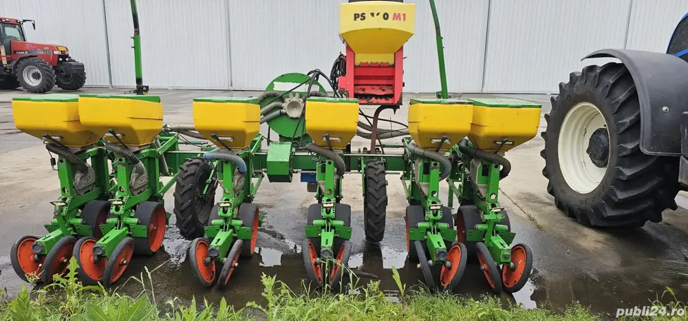 Vând semanatoare SFOGGIA 6 rânduri 