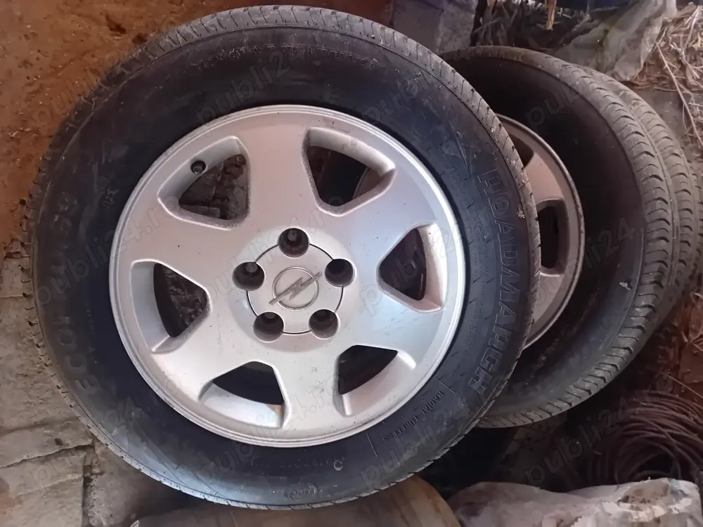 Vand set roti opel zafira A 195x65x15 de vara cu genti de aliaj