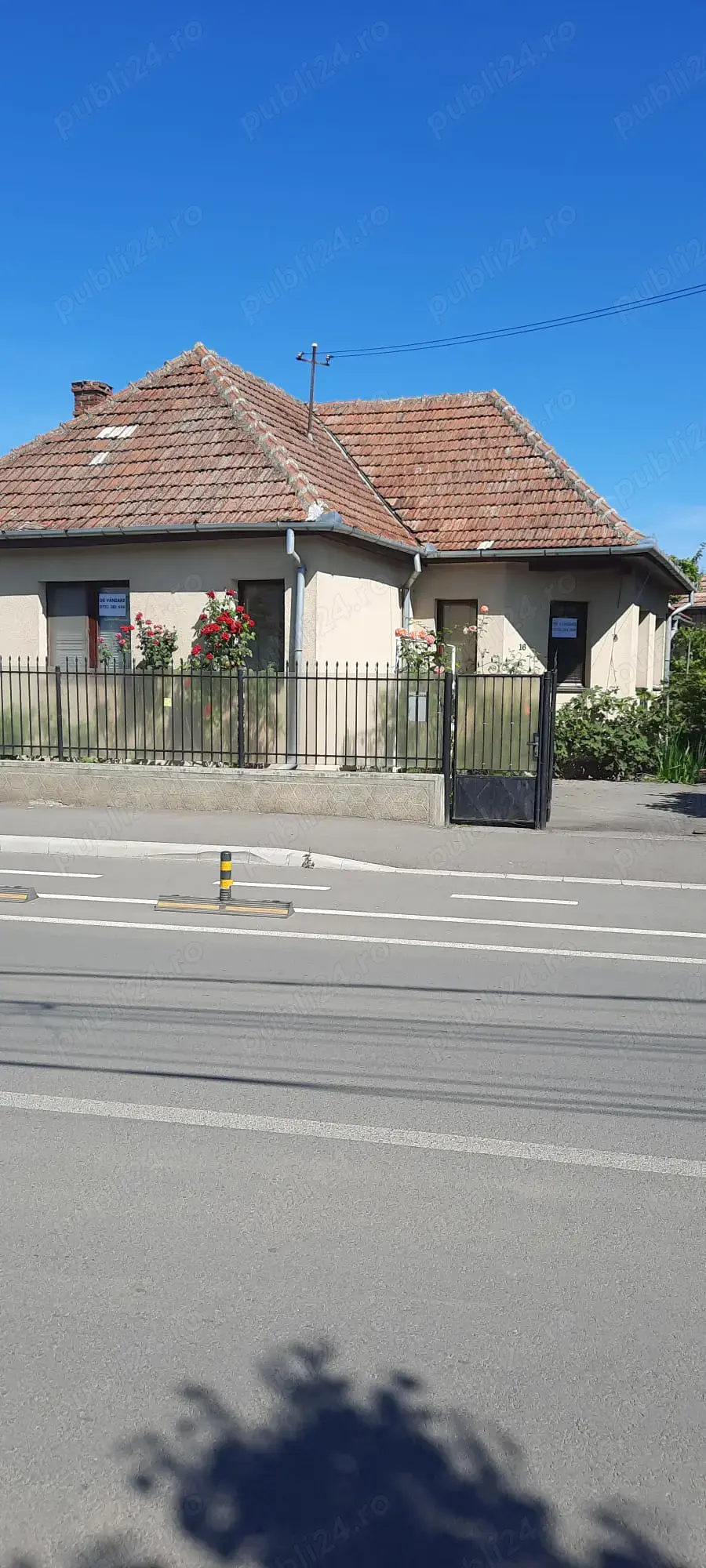 Proprietar, vand casa si curte, cu acte la zi