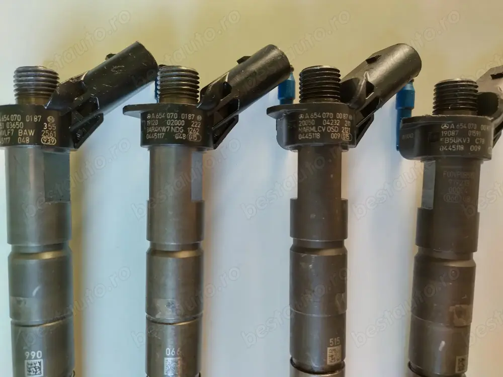 A6540700187 0445117048 Injector Mercedes A ,B ,C ,CLA ,CLS ,E ,GLA ,GLB ,GLC ,GLE ,Sprinter ,Vito 