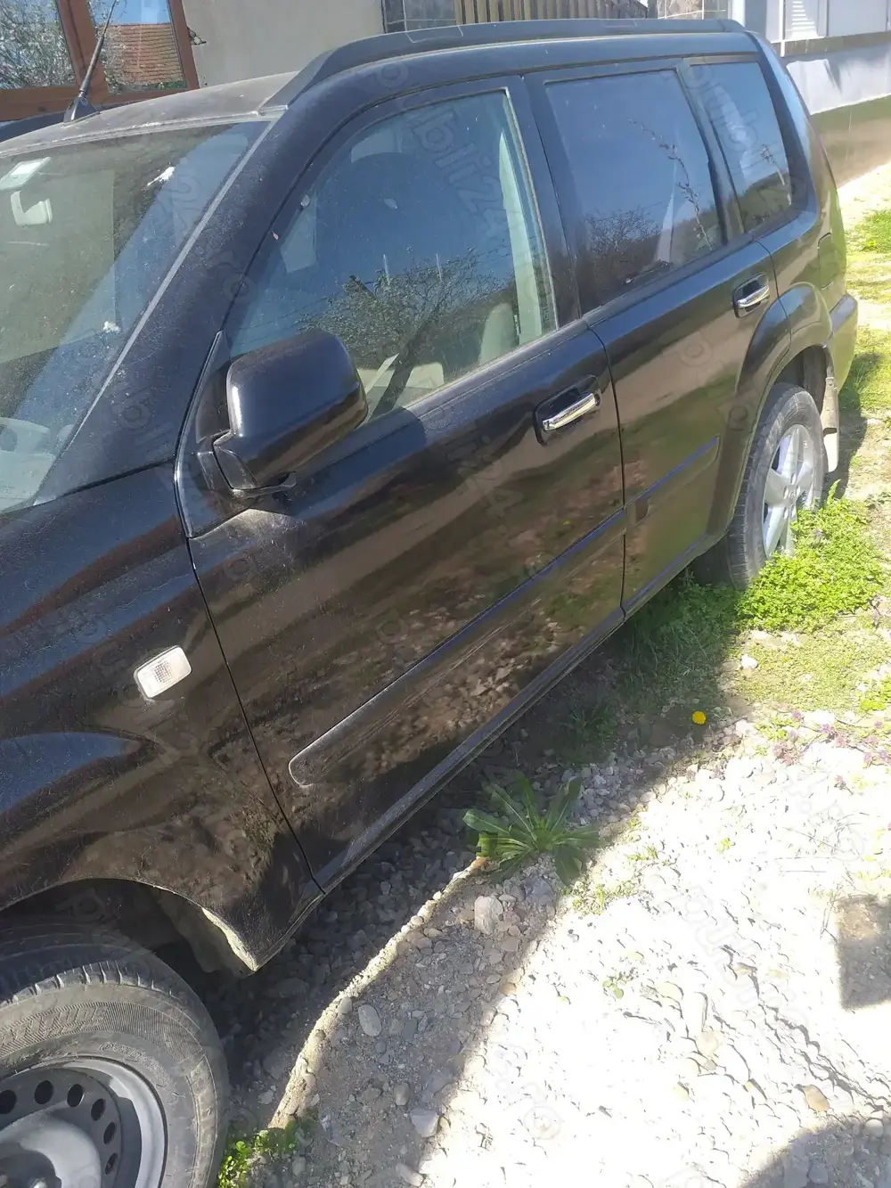 Dau la Schimb Nisan X trail 2.2 din 2007 cu microbuz marfa sau camioneta  