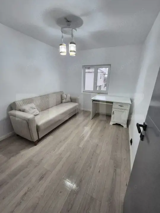 Apartament cu 4 camere la cheie, 94 mp, zona Parcul Teilor  Apartament cu 4 camere la cheie, 94 mp, zona Parcul Teilor