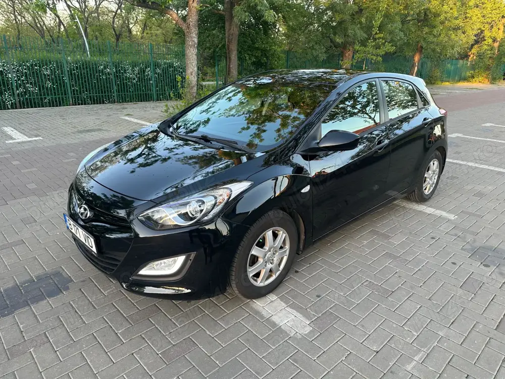 Hyundai i30 1.4 CRDI Blue