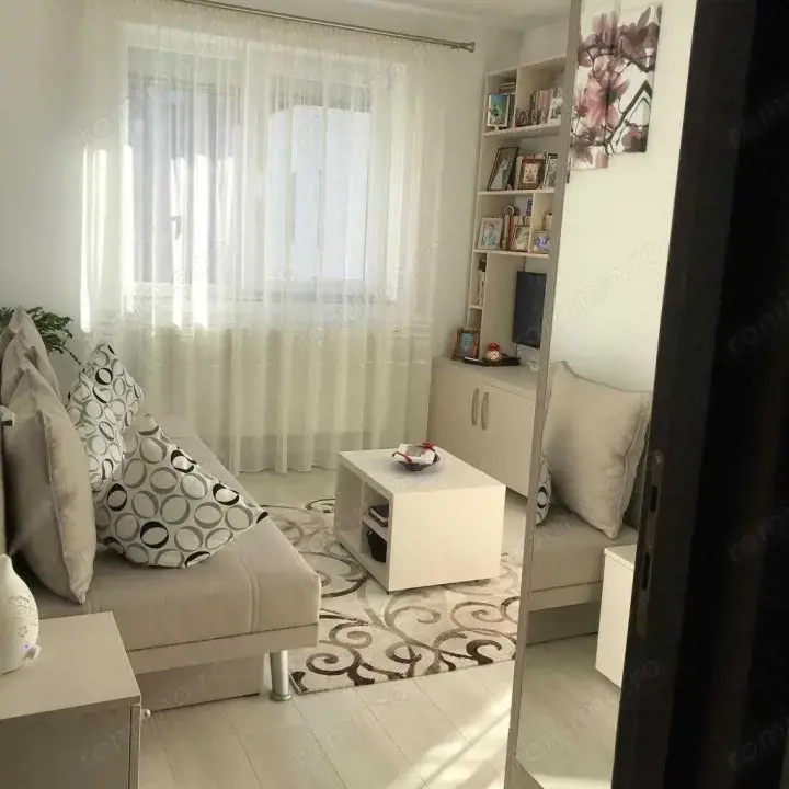 Garsoniera 30 MP, et 2, TRACTORUL Garsoniera 30 MP, et 2, TRACTORUL