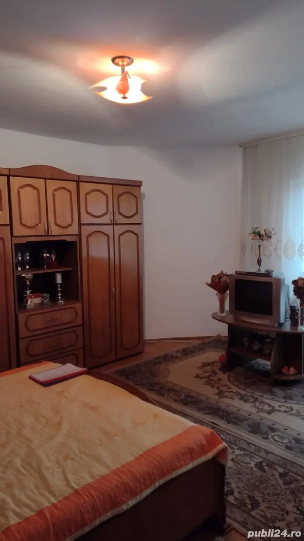 Apartament 2 camere, decomandat, zona Decebal ( Opera