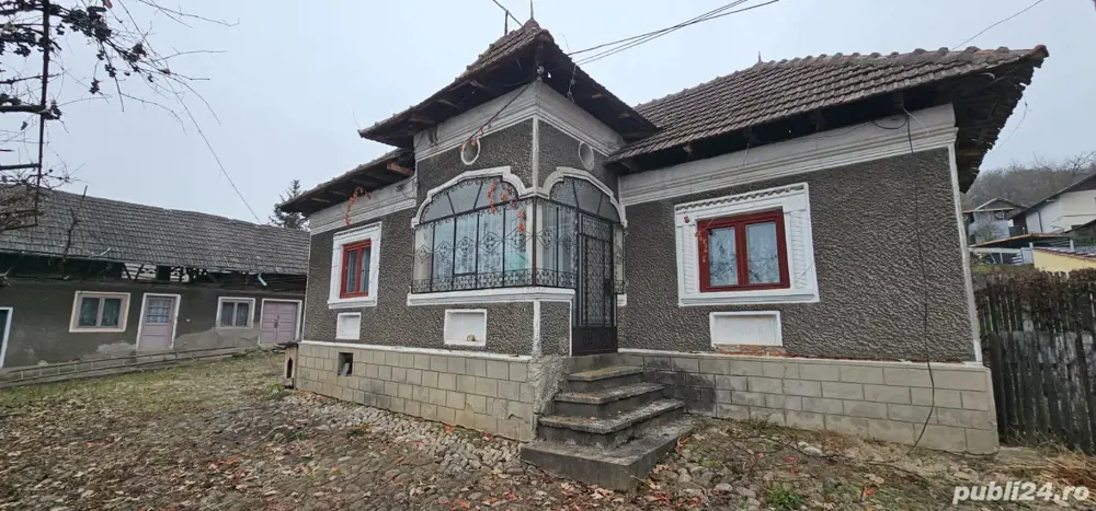 Pret 43.500 euro-vand casa in Branesti Dambovita,langa Sinaia, cu teren de 1000mp
