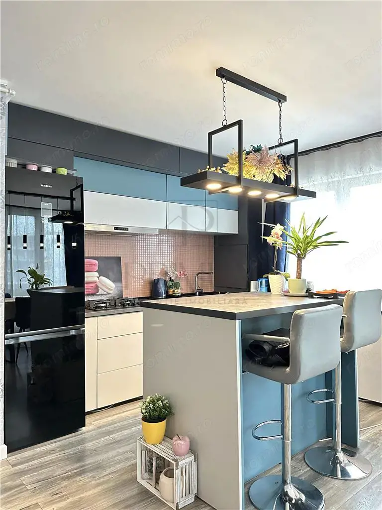 Torontalului - 2 Camere 70mp - Bloc nou - LIFT - Parcare privata - Mobilat si utilat Torontalului - 2 Camere 70mp - Bloc nou - LIFT - Parcare privata - Mobilat si utilat