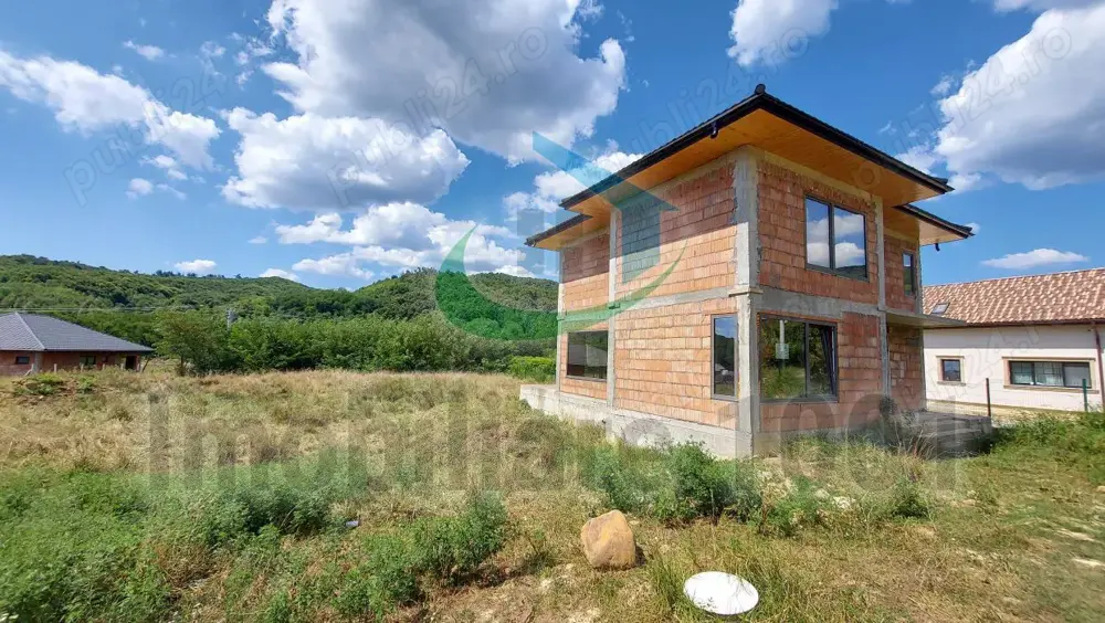 Tautii Magheraus, casa 4 camere, suprafata utila 126 mp, teren 900 mp, constructie noua