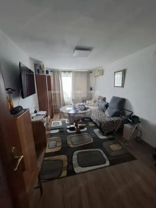 3 Camere, Centrala Proprie, Bloc 1981, Militari-Bdul Uverturii.