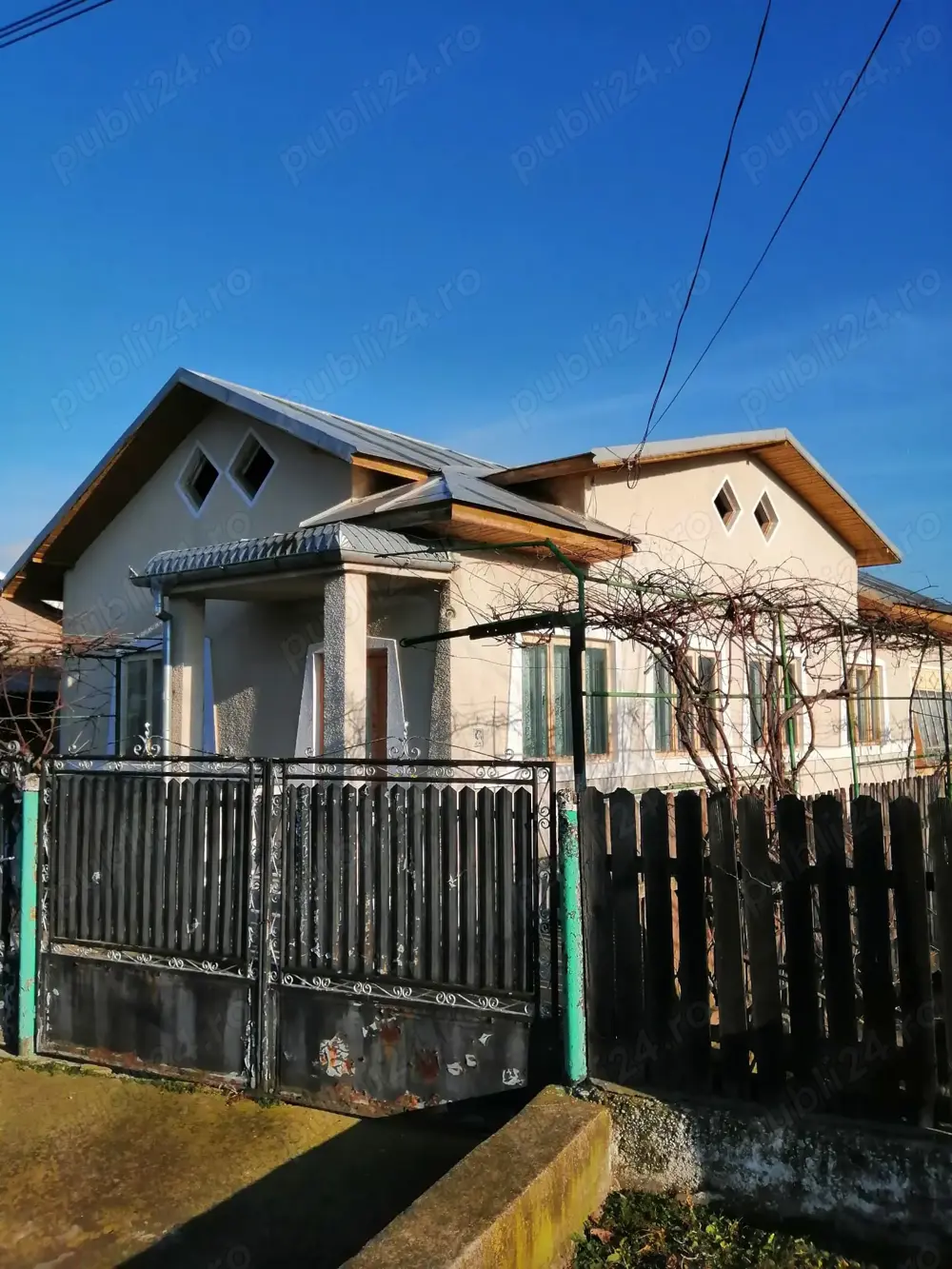 Casa de vanzare Com. Brazi, Sat Stejaru Camine.