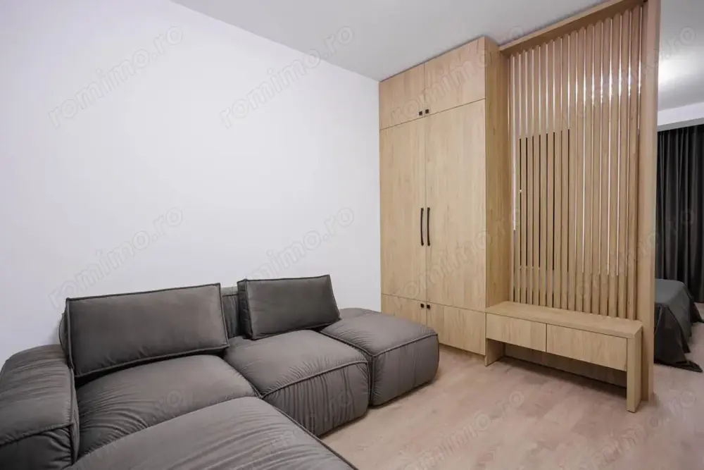 Garsonieră modernă în Tractorul   aproape de Coresi