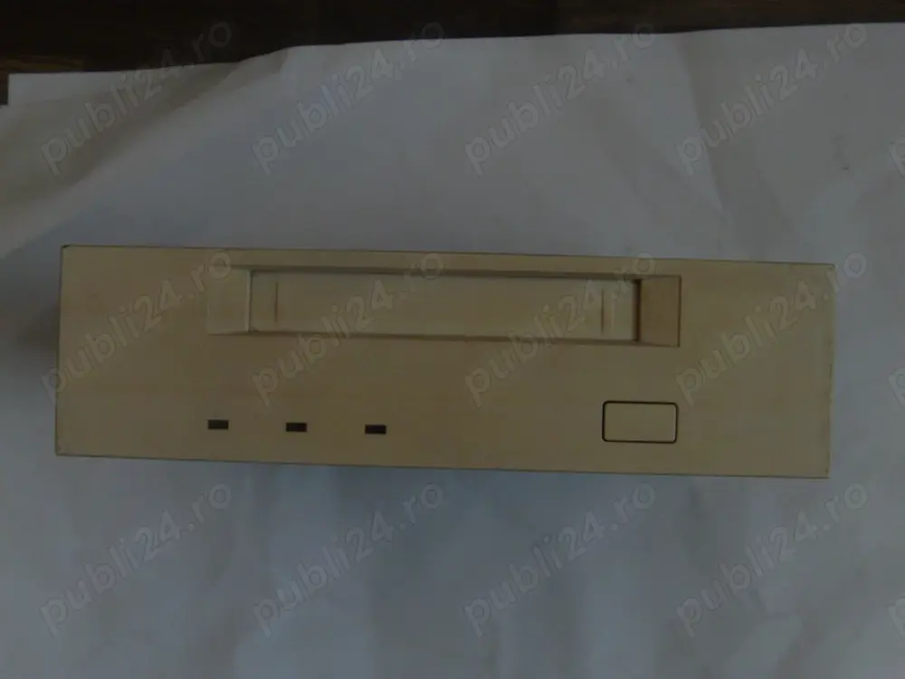 unitate tape drive dds 4GB DEC Alpha station SCSI