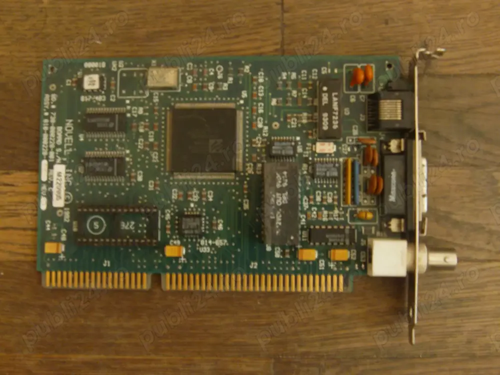 placa de retea pe slot ISA cu BNC Ethernet si 15 pini