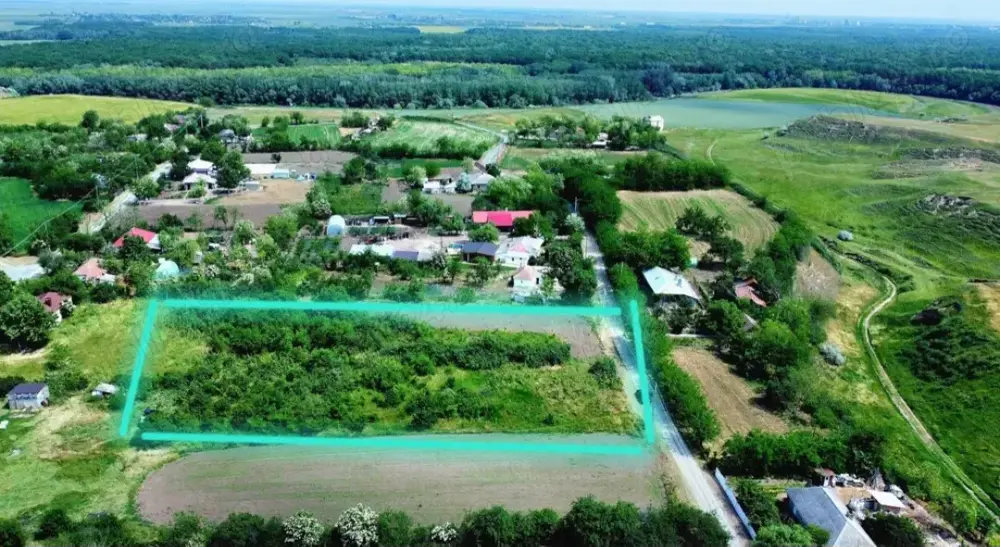 Teren de vanzare Ivăneşti , jud Ialomita , la 10 min de Slobozia , 2200mp