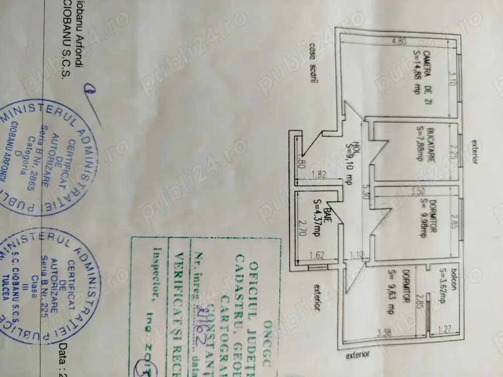 Vand inchiriez ap 3 camere in Mangalia