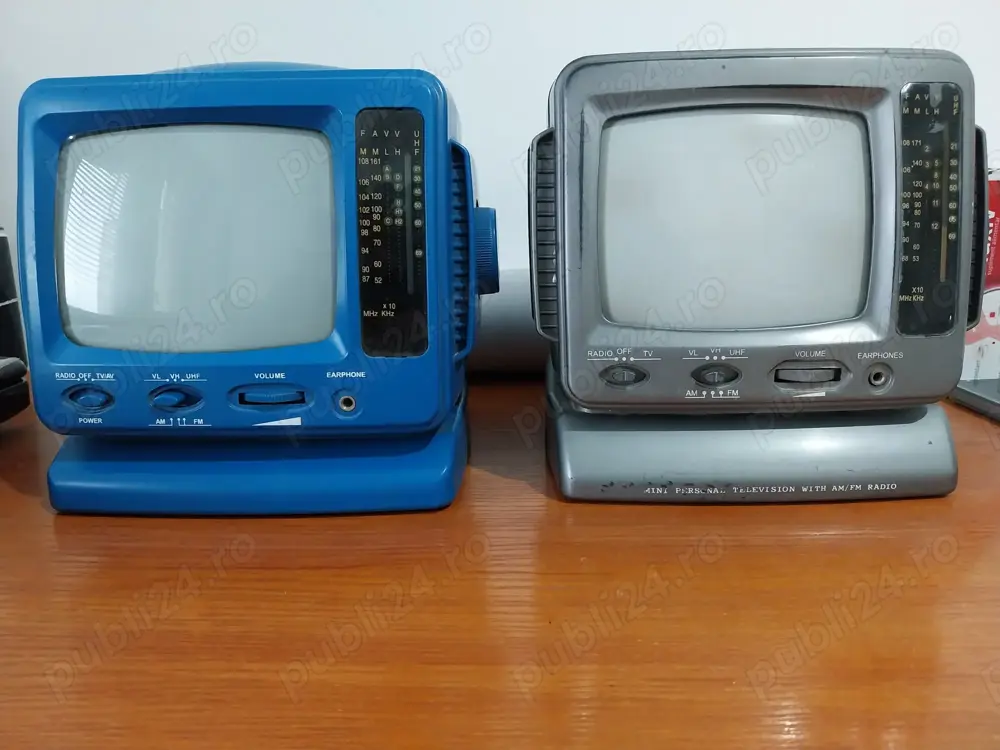 TV alb negru mini cu radio AM FM