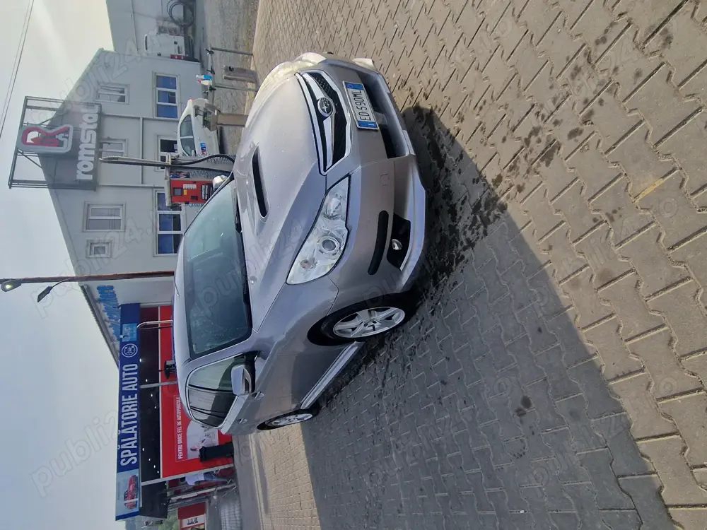 Subaru Legacy an 2012    4x4 