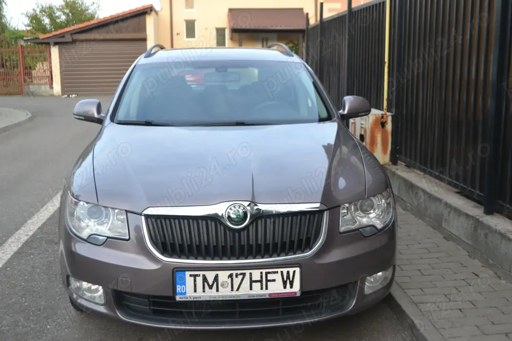 Skoda Superb Break, an 2011, 230.000 km, stare foarte buna, benzina, cutie manuala
