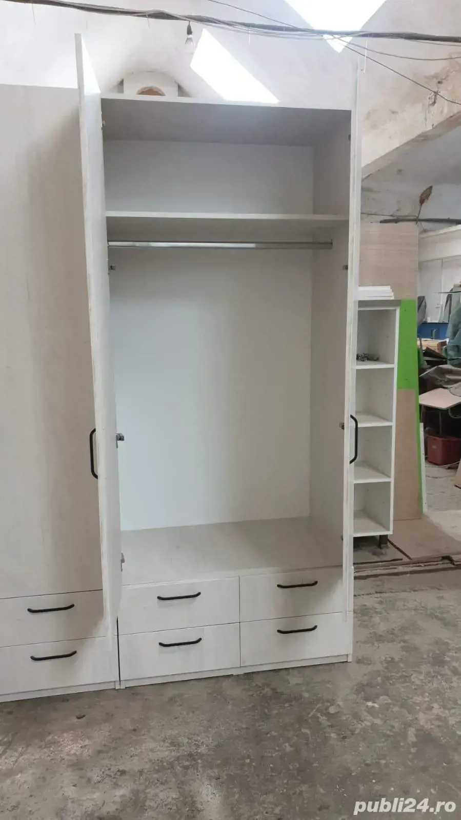 Dulap in 4 canate nou