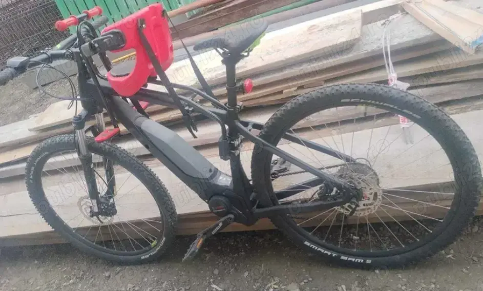 Bicicleta Cube electrica, activ hybrid 500