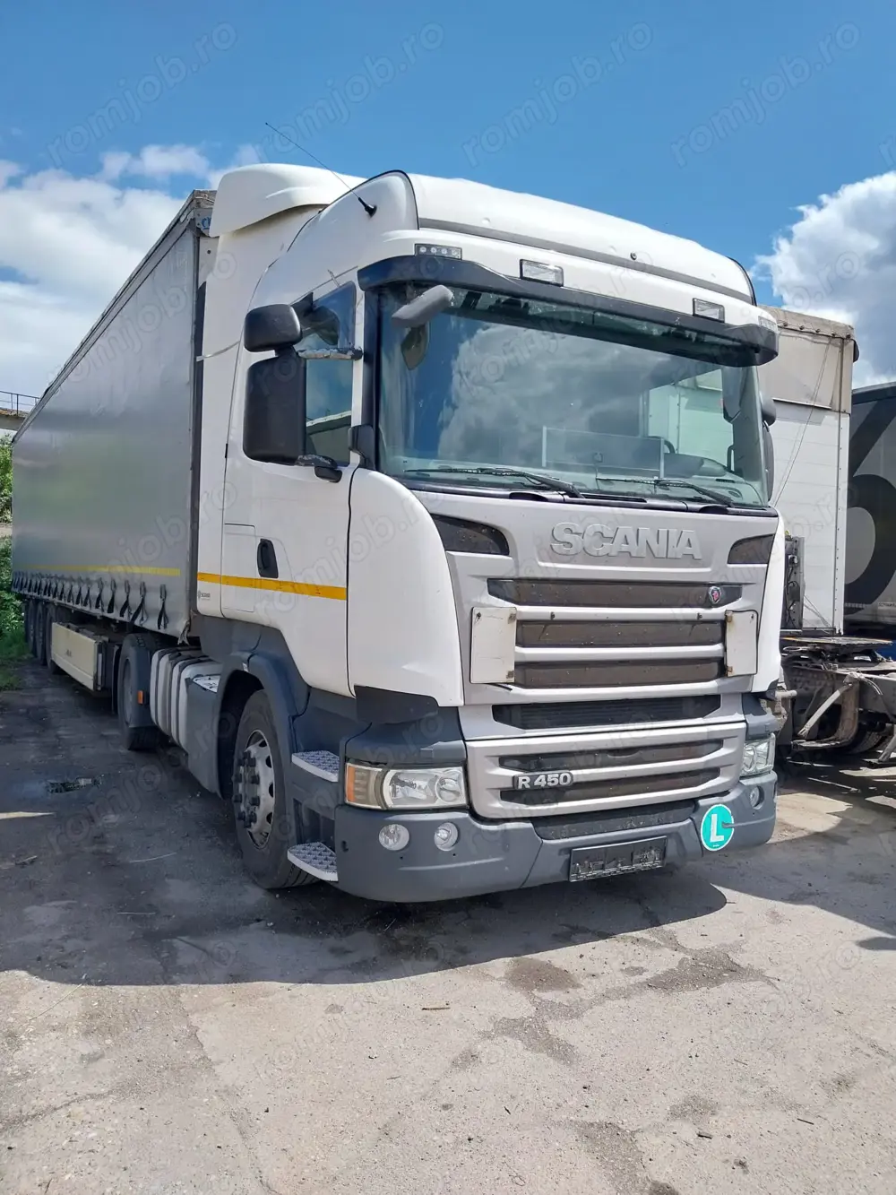 Angajez sofer categoria C+E curse tur-retur Angajez sofer categoria C+E curse tur-retur