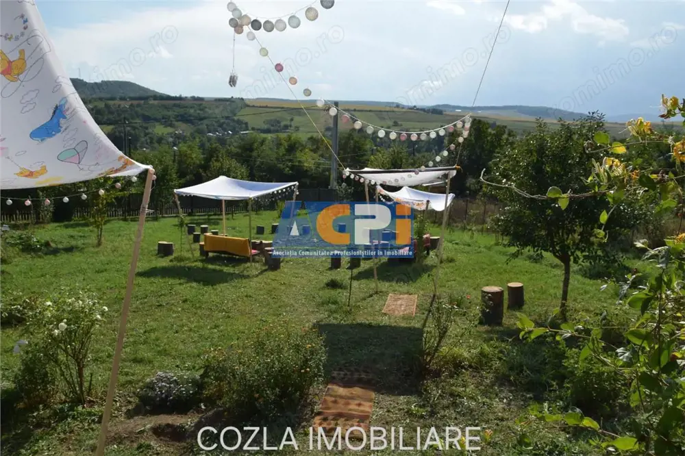 Pensiune rustica 670 mp, Dobreni, Neamt, amplasata pe lot teren 8900mp
