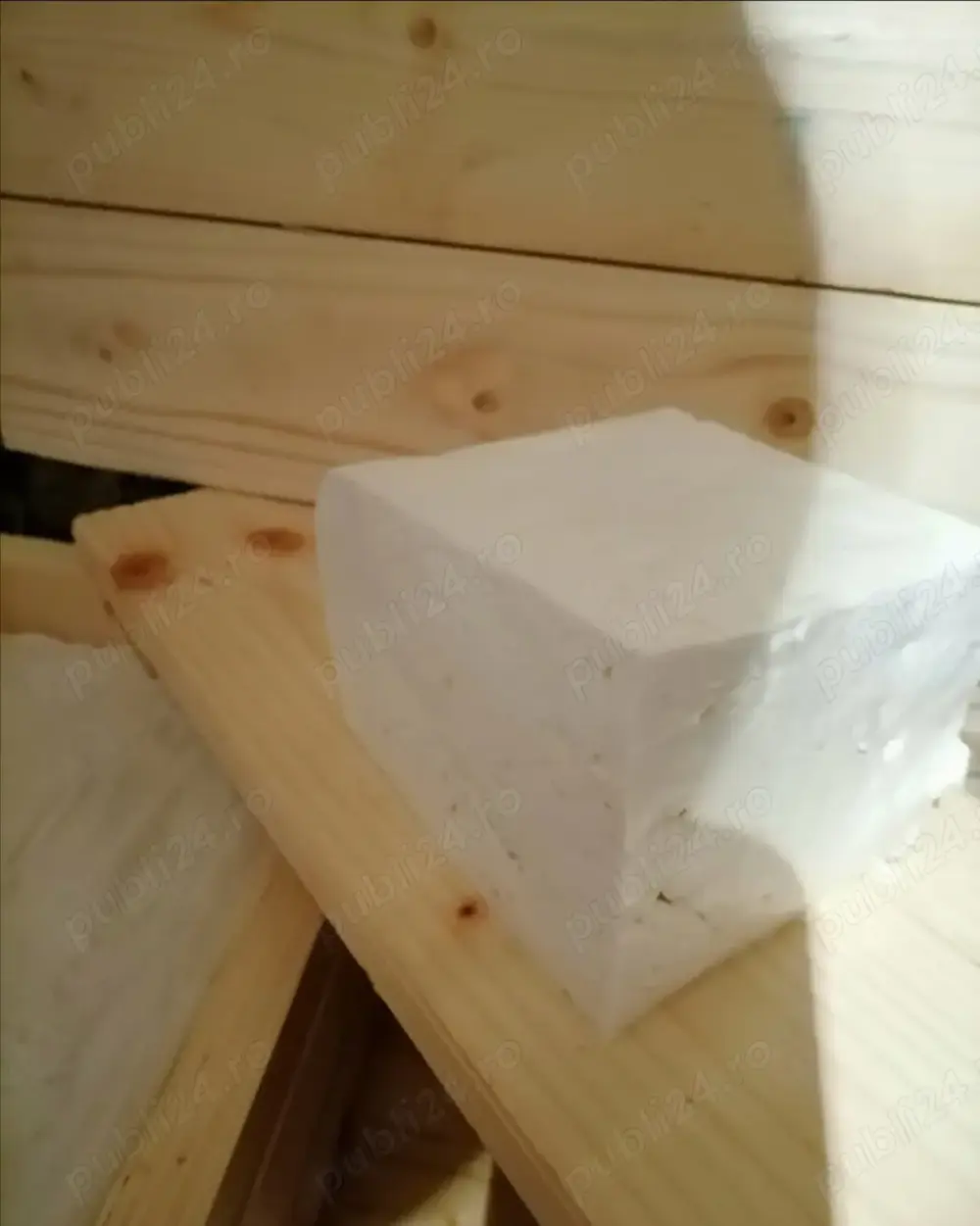 telemea de capra bio  cantitate mare 