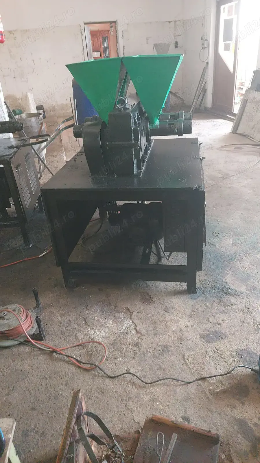 Presa ulei - la rece (tip stimel Timisoara) 7 bucati si Filtru ulei cu placi