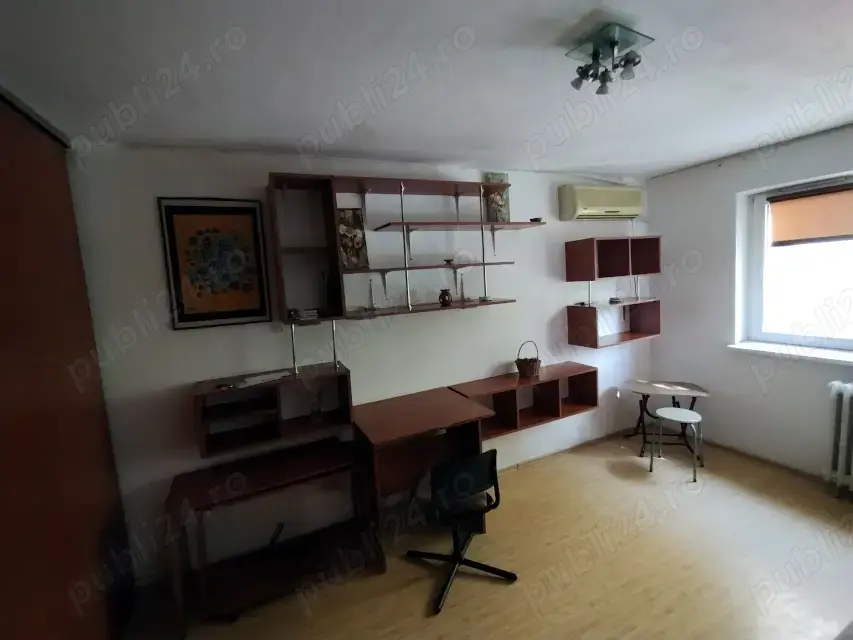Proprietar | Garsonieră Decomandată Et. 1 | 5 min Metrou 1 Decembrie | 51000 Euro