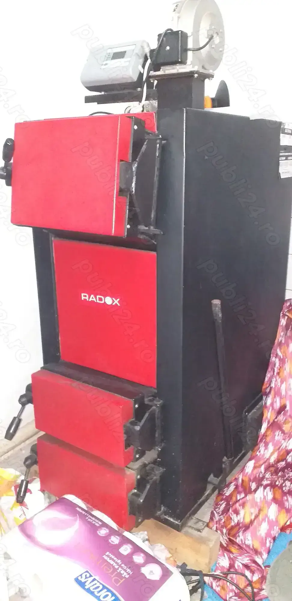 Cazan pe lemne profesional gaseficat nou programabil. 