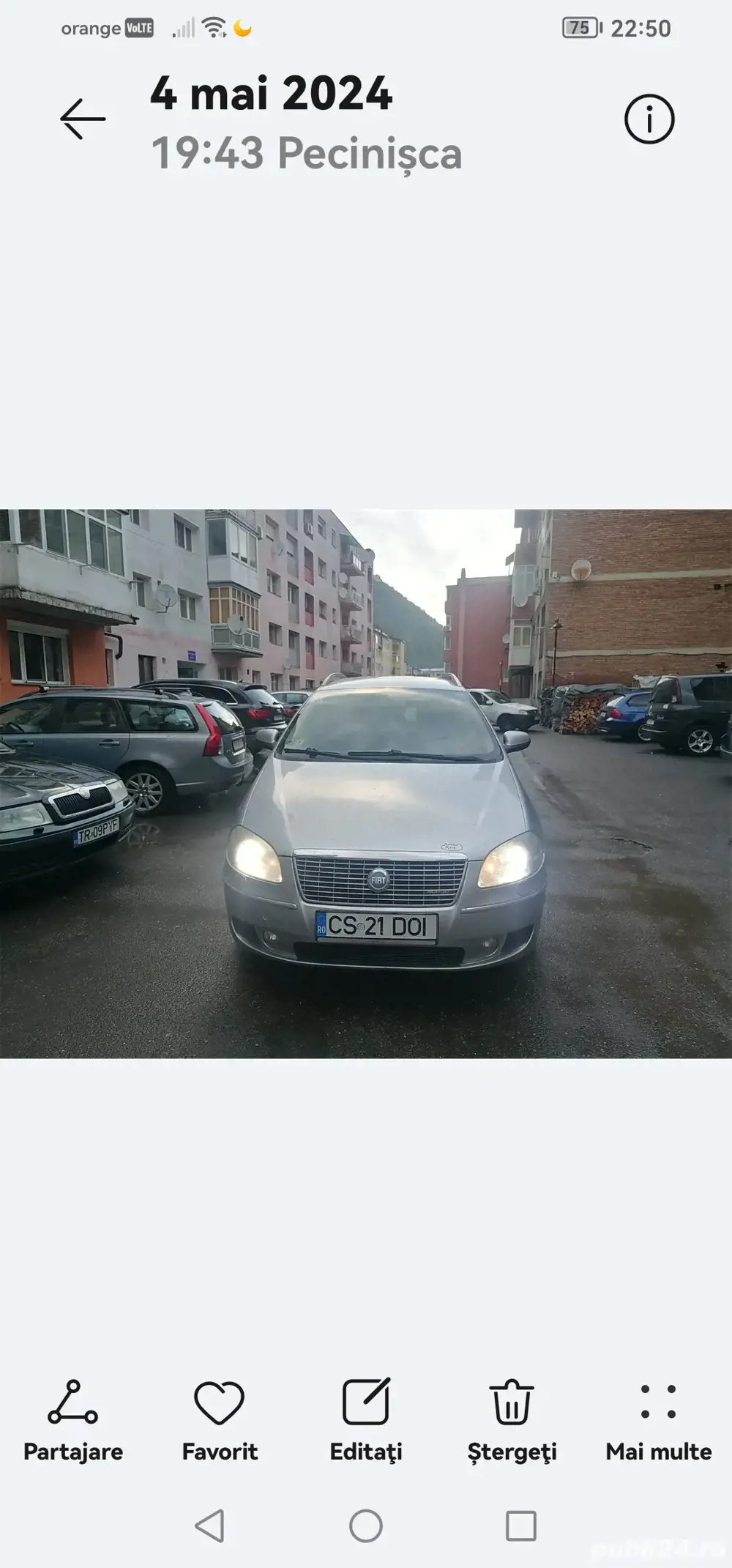 Vând Fiat Croma 2,4 