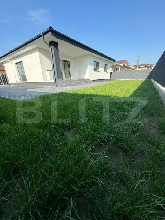 Casă nouă de vânzare, cu 3 camere, 104 mp, la cheie, zona Dedeman
