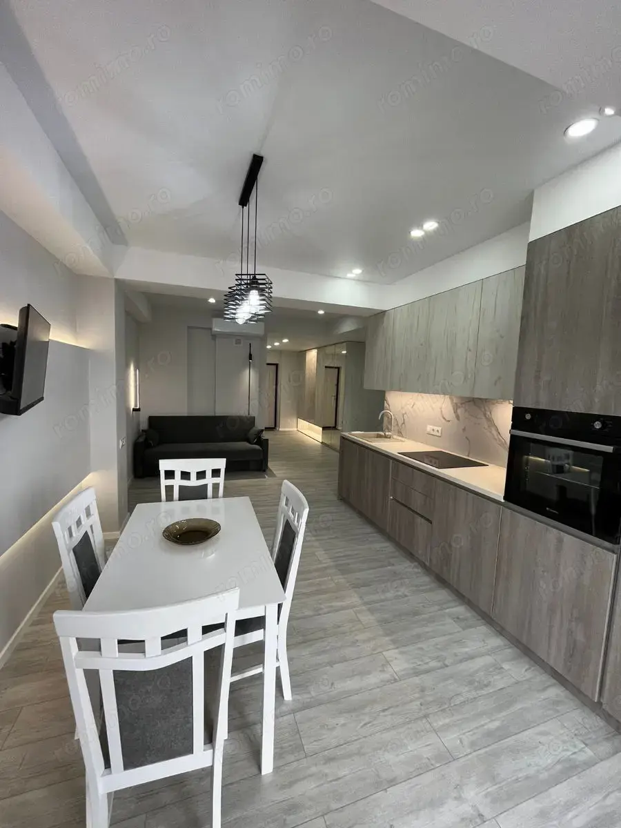 Apartament cu 2 camere de inchiriat zona Tractorul-Coresi