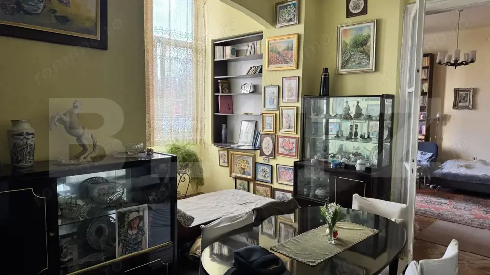 Apartament cu 3 camere, 73 mp utili + 67 mp curte, zona Bd. 21 Decembrie