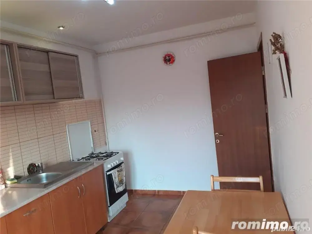 garsoniera in zona Stadion 