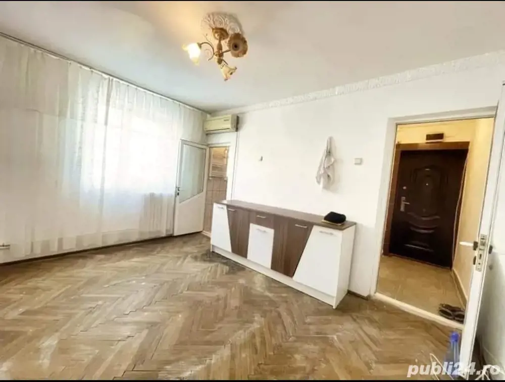 Vand apartament 2 camere