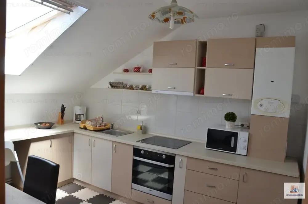 Proprietar 3 camere in Giroc 87000 euro