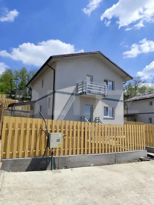 Casa cu etaj, 4 camere, 360 mp teren, Valea Lupului