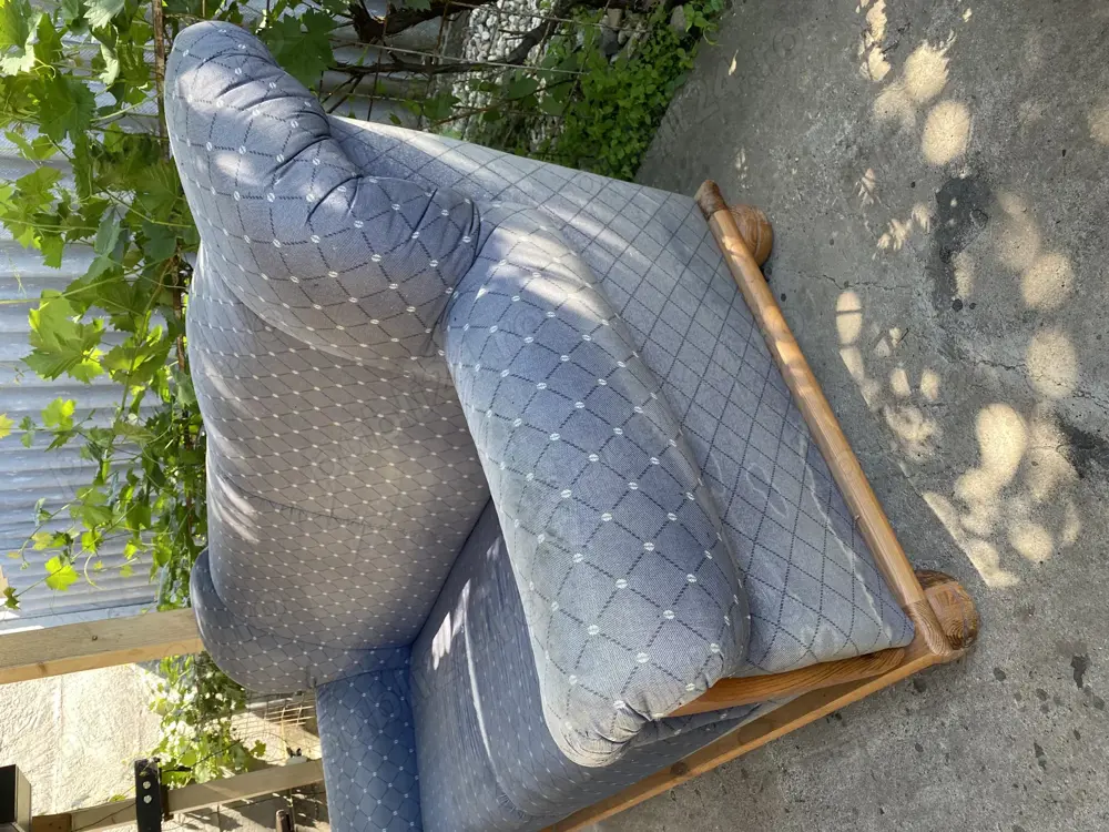 Canapea din lemn masiv doua locuri