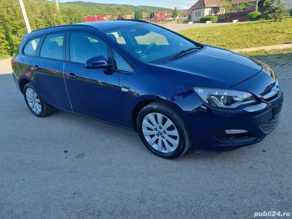 Vând Opel astra J 1.6 CDTI   140 CP   An 2014   
