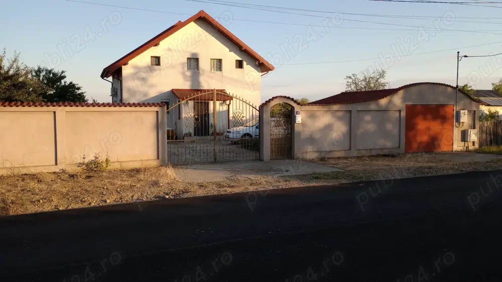 Casa Liesti, toate utilitatile, teren 2950 mp