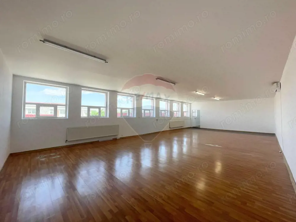 Spațiu de birou de inchiriat in zona Uta