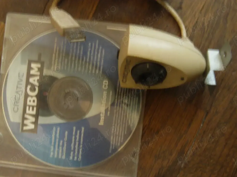 camera web cu port USB Creative WebCam focus manual cu CD drivere