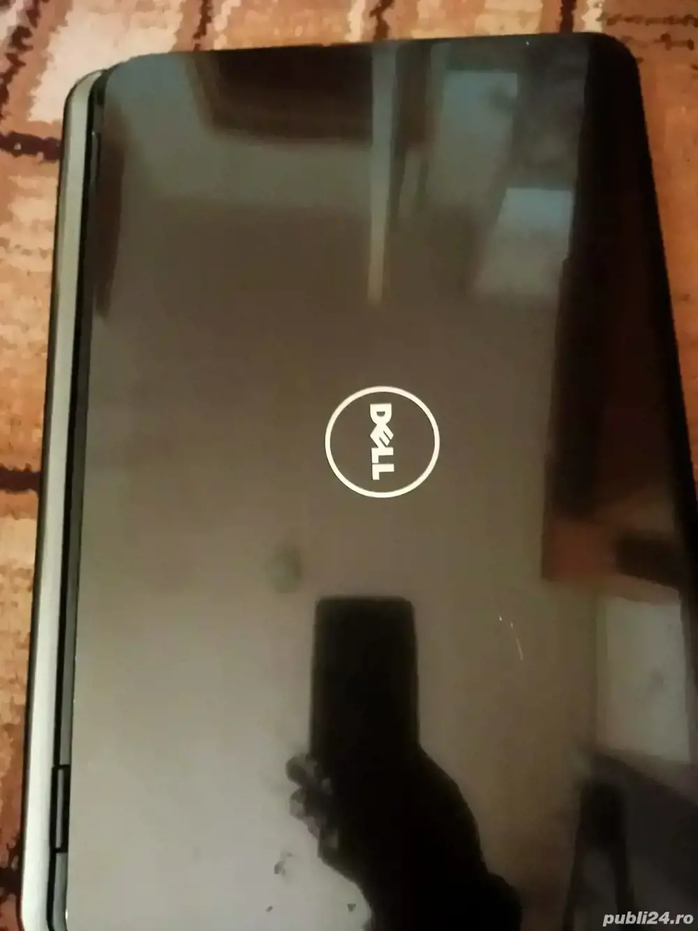 Laptop DEEL placă video dedicată 