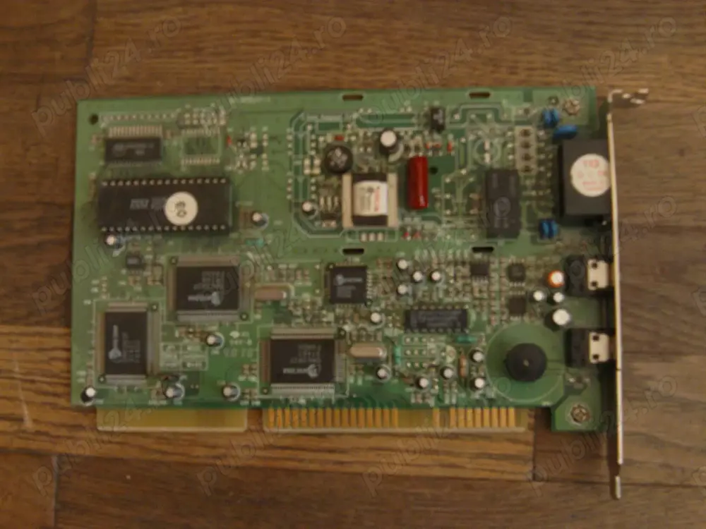 placa modem ISA Davicom cu speaker jack microfon si line in respectiv mufe de phone si line