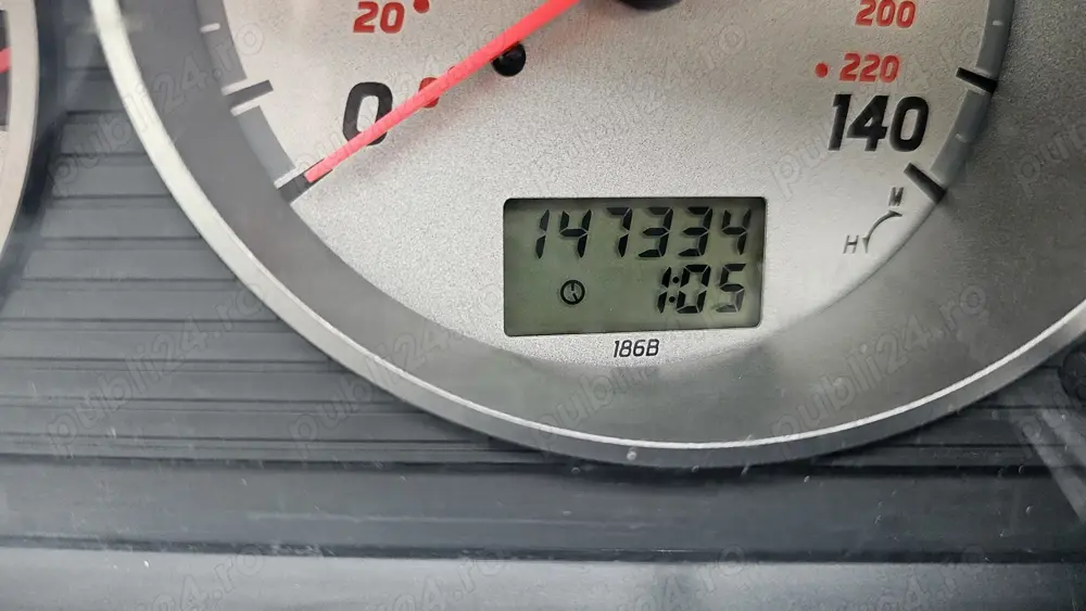 Vând Nissan X-TRAIL 2002