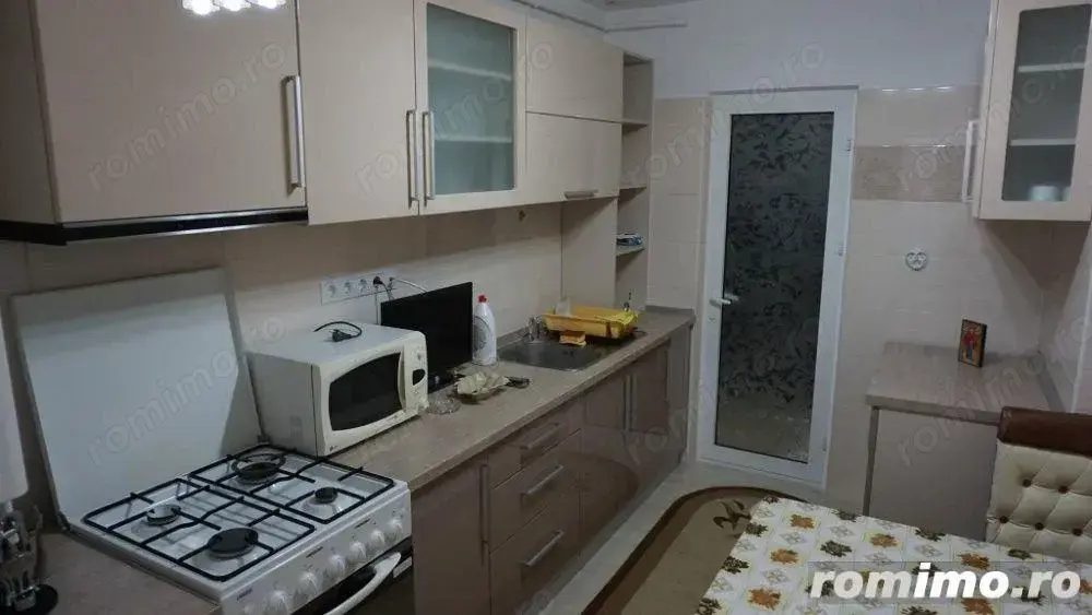 apartament o camera zona Steaua 