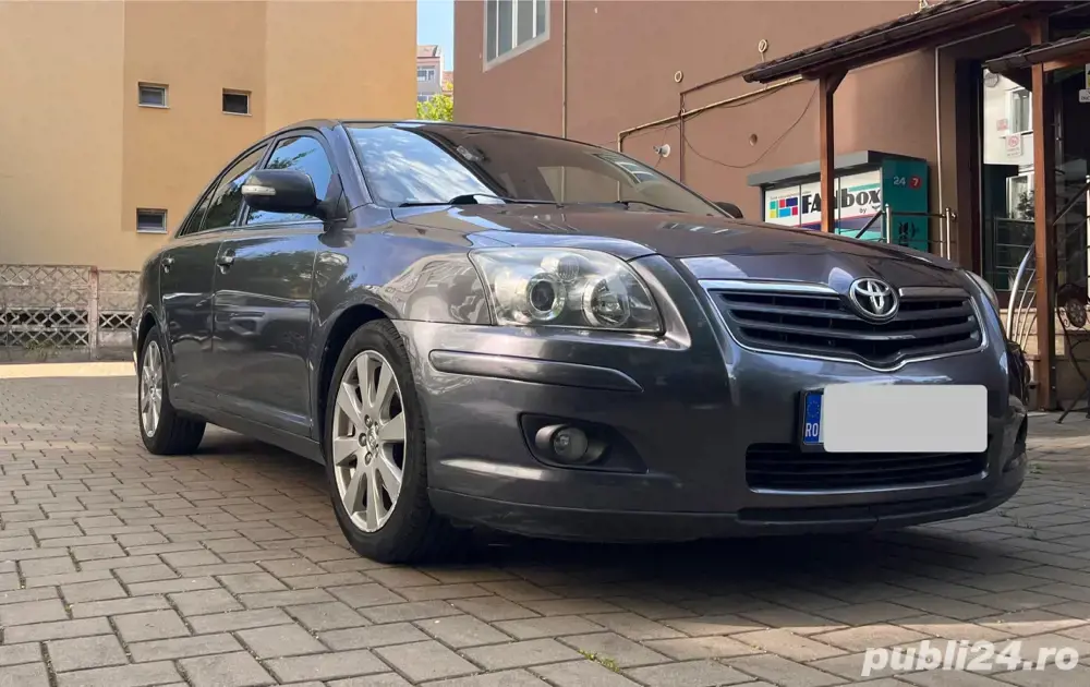 Toyota Avensis 