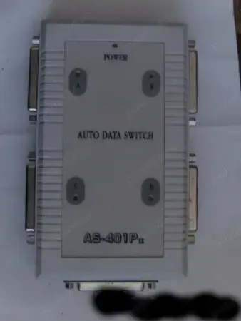 auto switch, gen print server, model Atten AS-401PII o imprimanta la patru calculatoare